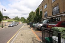 Images for Parkside Crescent N7 7JG