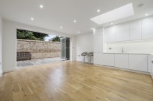 Images for Crouch Hill N4 4AJ