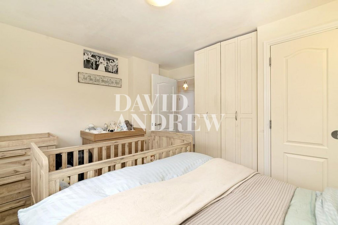 Images for Hornsey Road, London, N7 EAID:2092695728 BID:a6721746-bd1f-4561-86df-c186f35b52e2